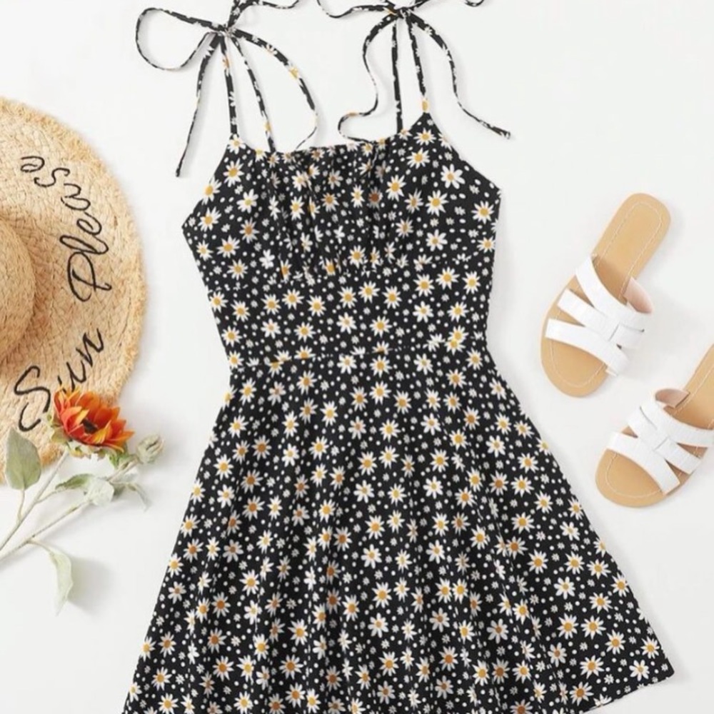 Daisy print tie dress - Picture 1 of 3